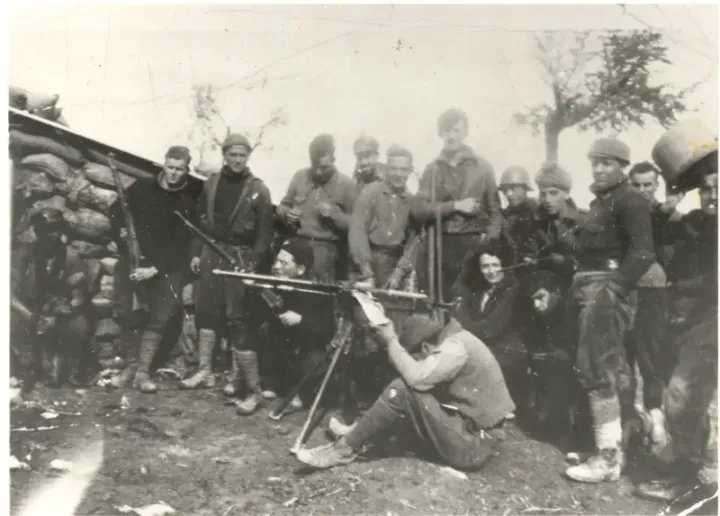George Orwell and Eileen O’Shaughnessy with ILP militia members on the Aragon Front, March 1937