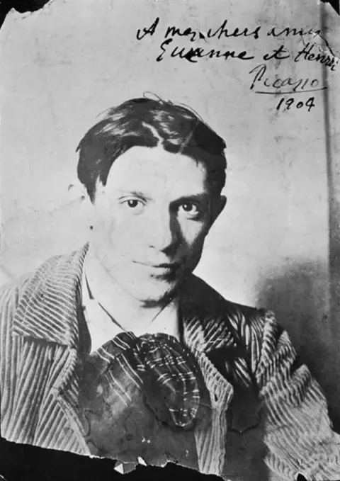 Pablo Picasso in Paris, 1904 — photograph by Ricard Canals i Llambí