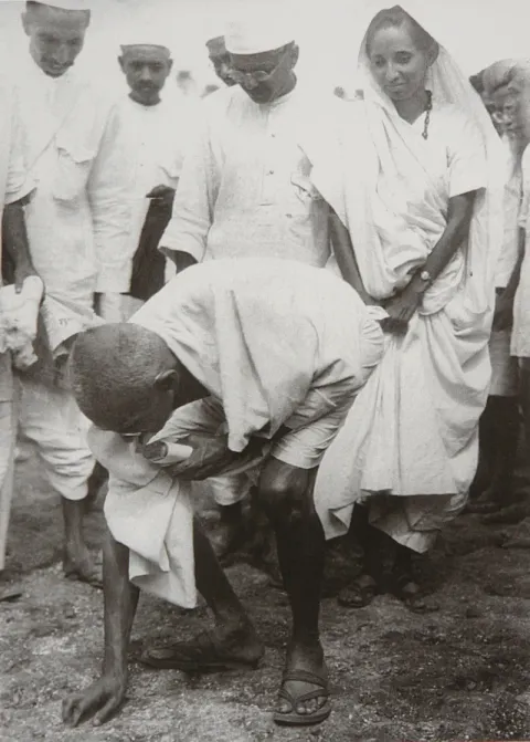 Mahatma Gandhi at Dandi, 5 April 1930, during the Salt March